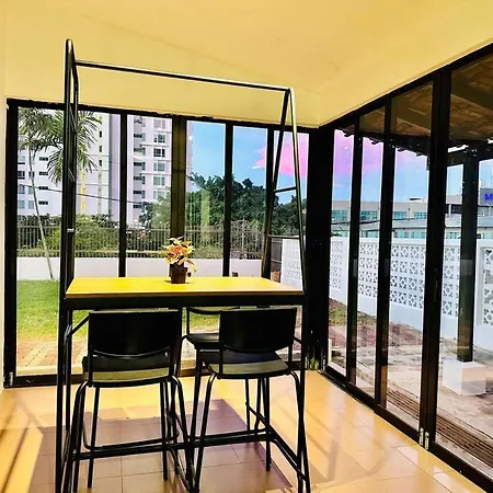 Beachside Antique Villa@14 Pax George Town Exterior photo