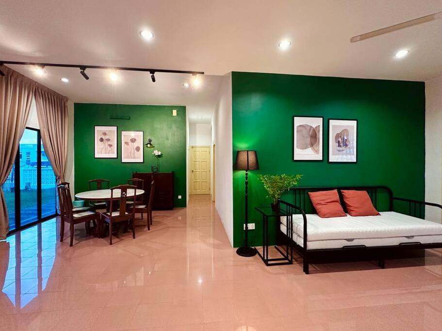 Holiday home Beachside Antique Villa@14 Pax