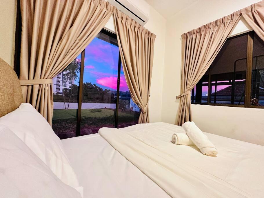 Holiday home Beachside Antique Villa@14 Pax