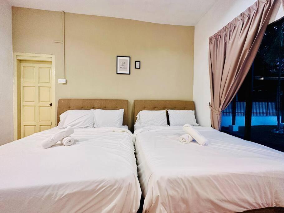 Holiday home Beachside Antique Villa@14 Pax *