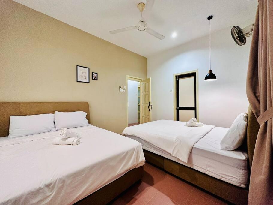 Holiday home Beachside Antique Villa@14 Pax *