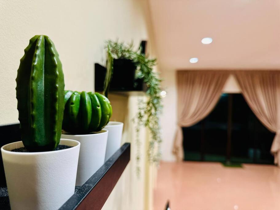 Holiday home Beachside Antique Villa@14 Pax George Town