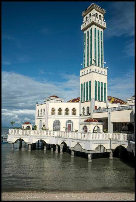 Beachside Antique Villa@14 Pax *